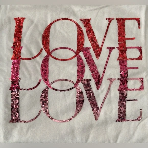 New York & Company - Love Graphic Puff-Sleeve Top (NWT) - Picture 3 of 5